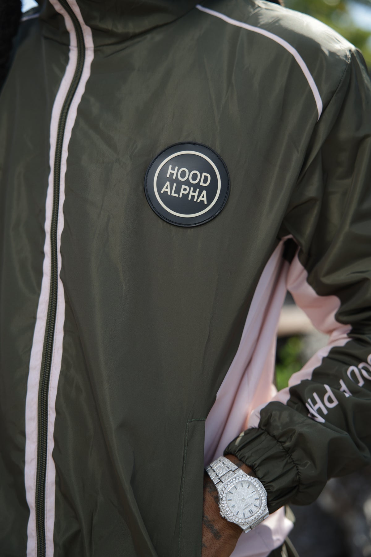 GLOBAL RUN™ Technical Windbreaker Jacket — Olive